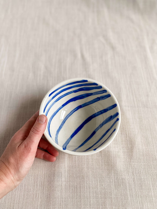 Blue and white porcelain snack bowl