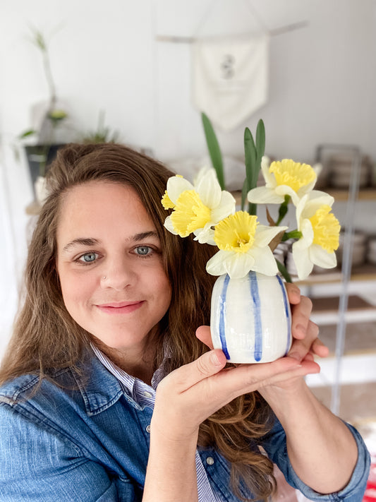 Mommy Pot (Second) – Handmade Porcelain Bud Vases