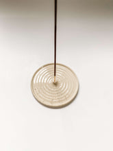 Load image into Gallery viewer, Plate Style Incense Holders