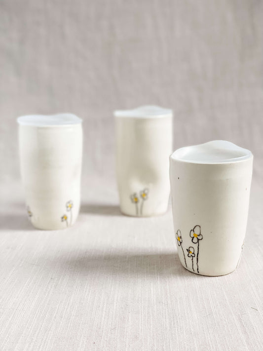 White Porcelain Daisy Travel Mugs